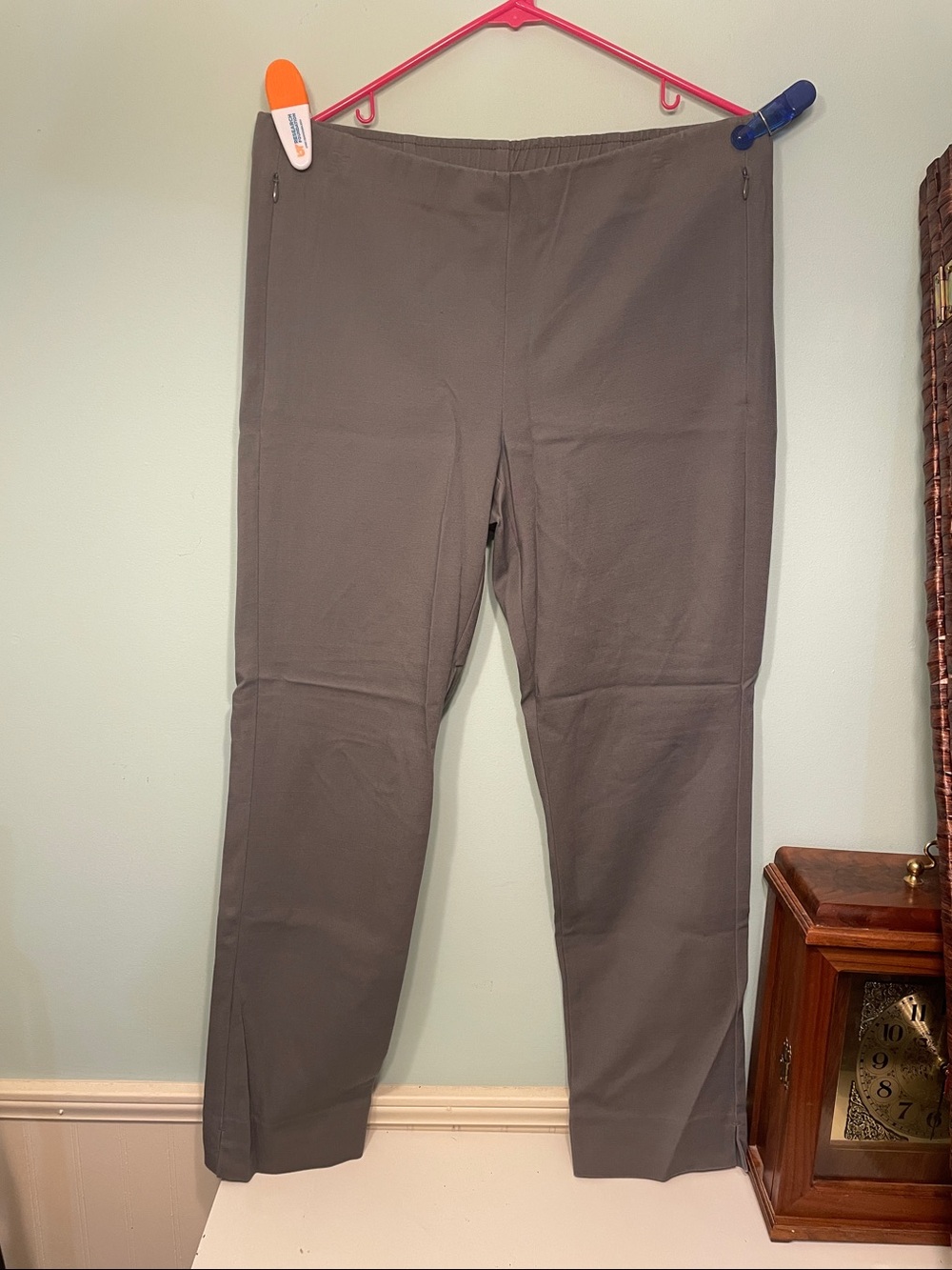 J. Jill Straight Leg Pants in Charcoal Gray